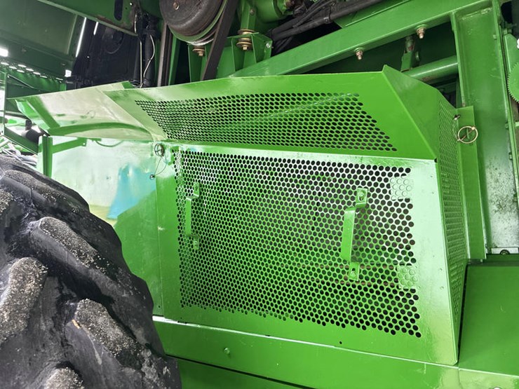 2004-john-deere-9660-sts-image-50