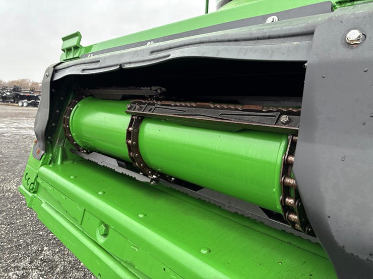 2014-john-deere-s680-image-22