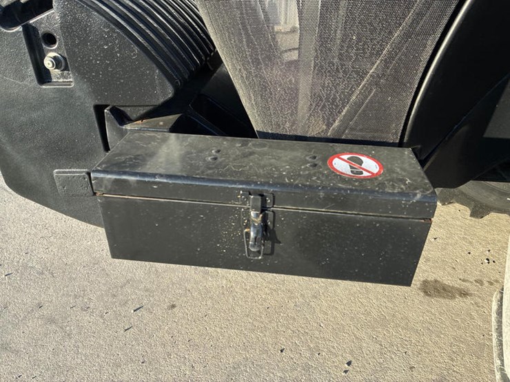 2024-case-ih-magnum-310-afs-connect-image-38