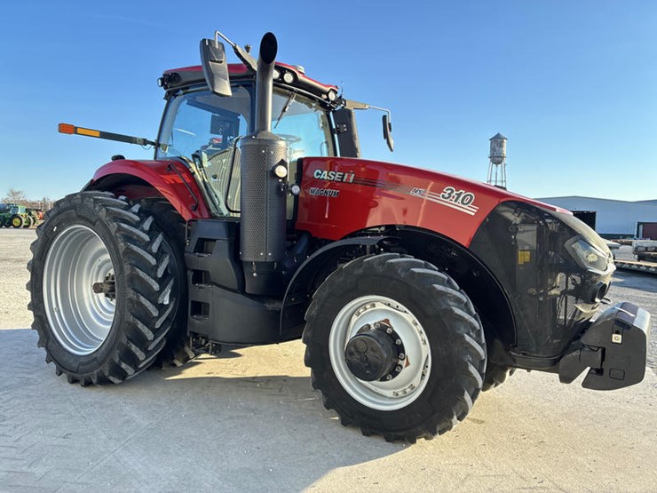 2024-case-ih-magnum-310-afs-connect-image-3