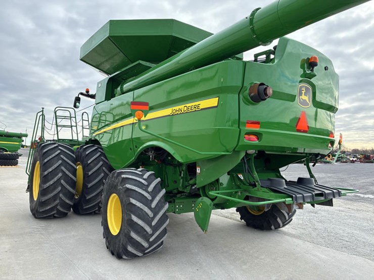 2013-john-deere-s690-image-7