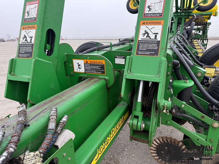 2009-john-deere-1770nt-ccs-image-14
