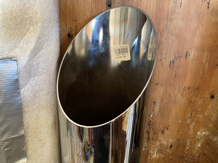 #8036-•-(4)-5"-exhaust-pipes-image-5