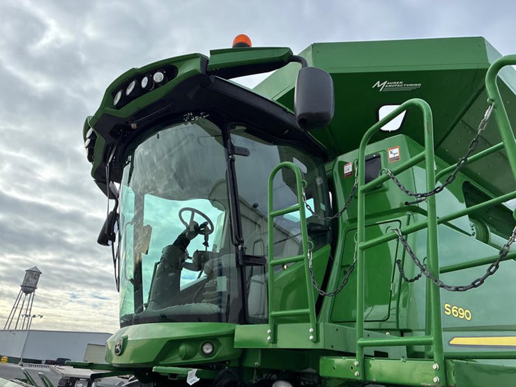 2013-john-deere-s690-image-20