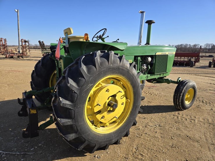 john-deere-4320-image-6