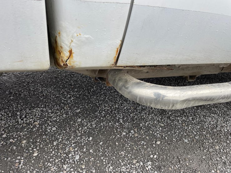 2008-gmc-sierra-2500hd-image-26