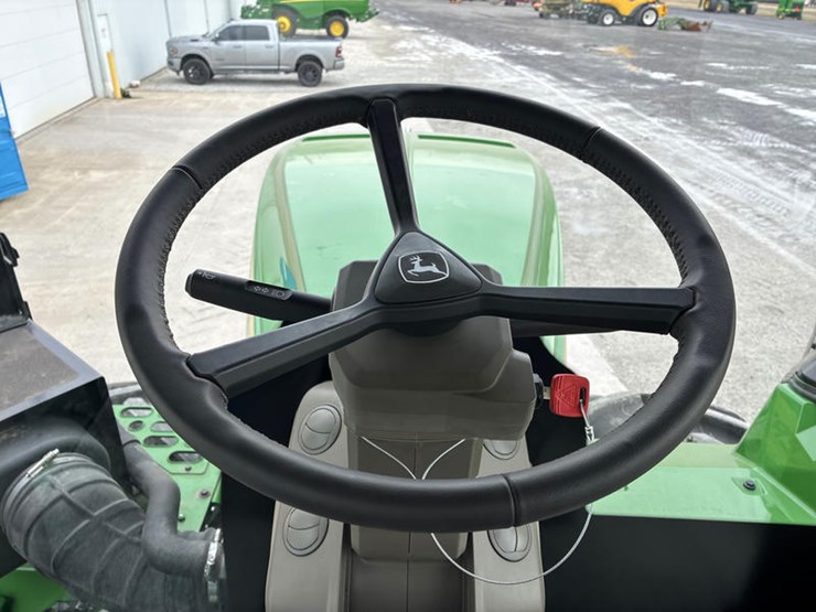 2025-john-deere-9r-590-image-83