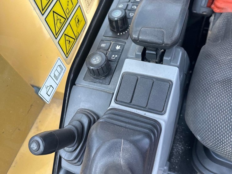 2022-caterpillar-308cr-image-26