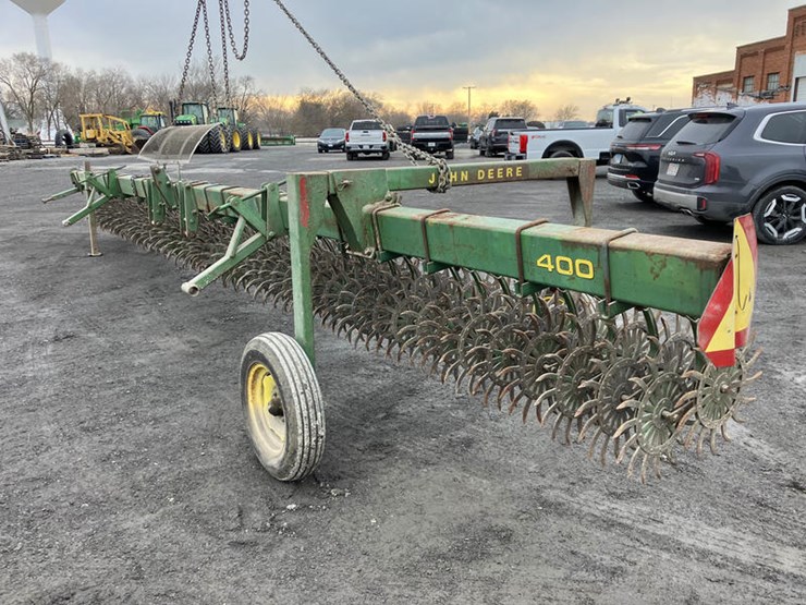 john-deere-400-image-6