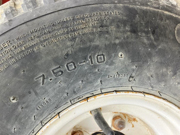 #5115-•-unverferth-ut130-30'-head-cart-#d51190226-image-4