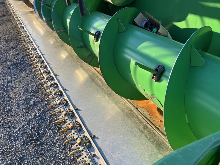 2005-john-deere-630f-image-7