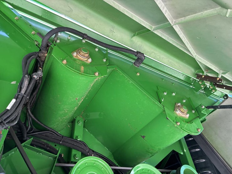2012-john-deere-s670-image-78