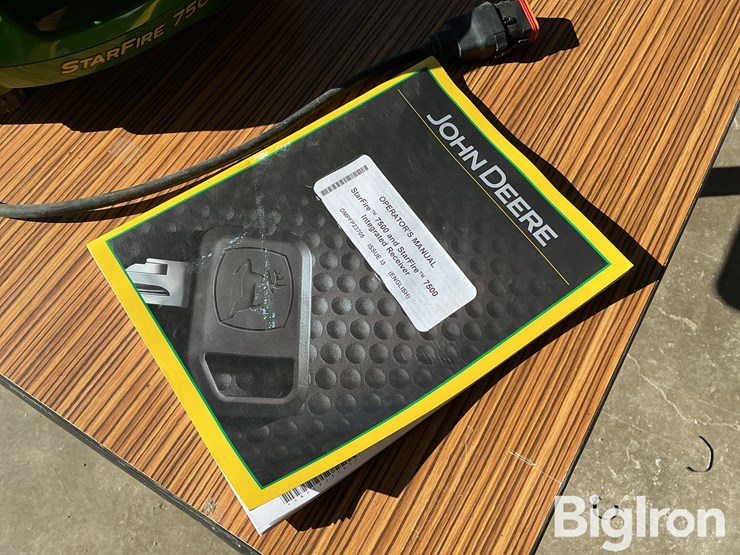 2024-john-deere-7500-image-12