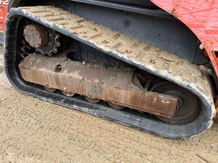 2015-kubota-svl75-2-image-12