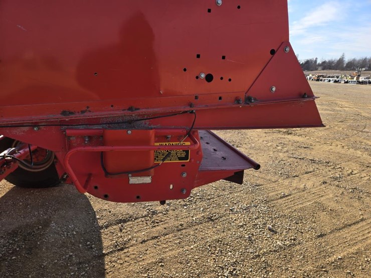 massey-ferguson-850-image-7