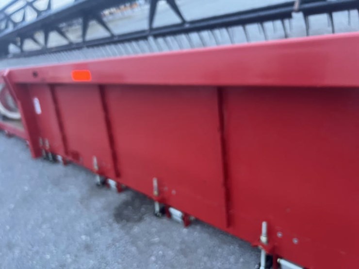 2011-case-ih-3020-image-19