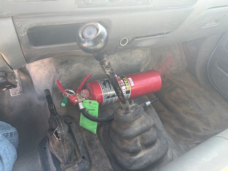 2003-ford-f650-image-28