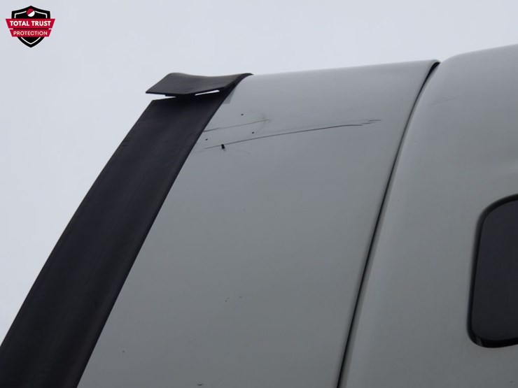 2023-kenworth-t680-image-9