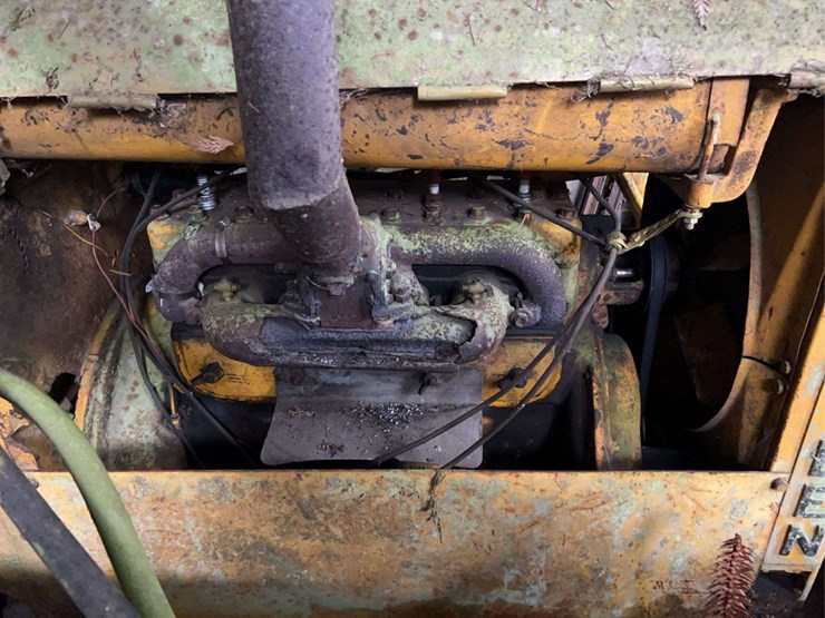 caterpillar-fifteen-image-10