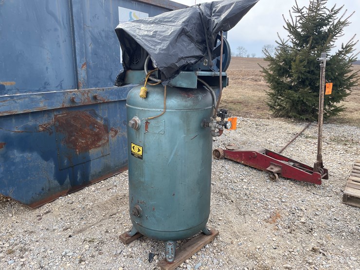 #4260-•-quincy-industrial-air-compressor-image-2