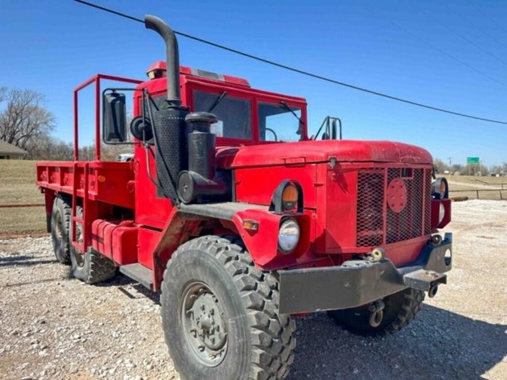 6x6-2-1/2-ton-truck-image-11