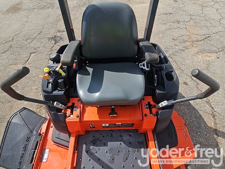 2016-kubota-z125skh-image-24