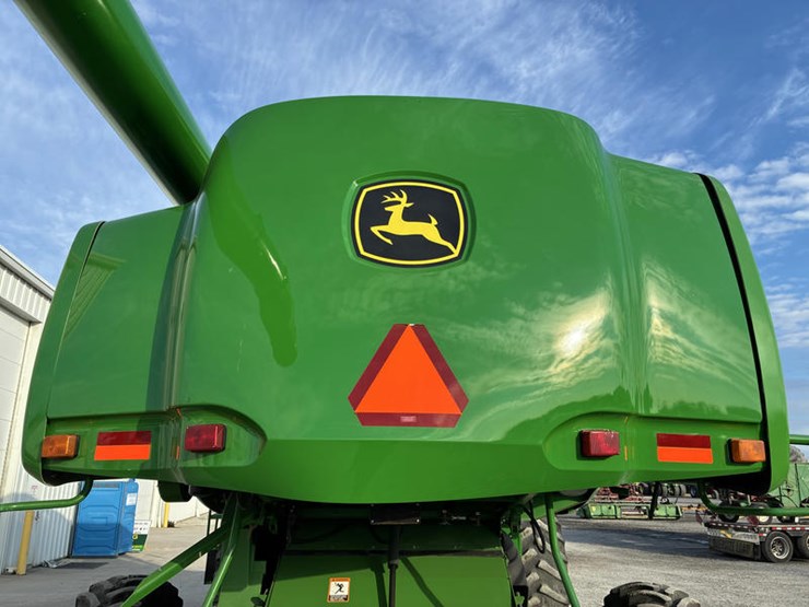 2009-john-deere-9570-sts-image-13
