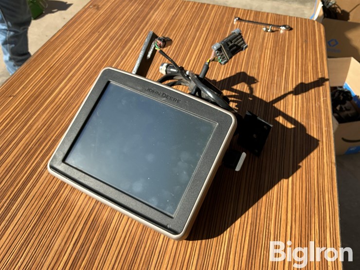 2012-john-deere-2630-image-1