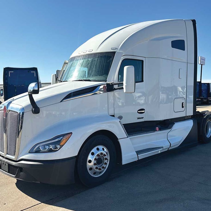 2022 KENWORTH T680