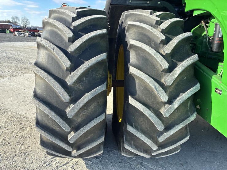 2010-john-deere-9430-image-38
