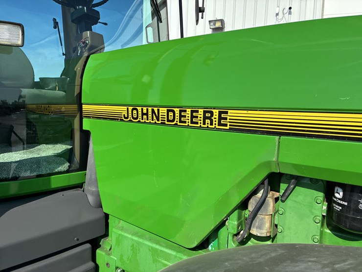 1995-john-deere-8300-image-19