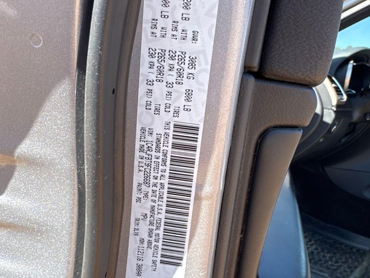 2015-jeep-grand-cherokee-image-8