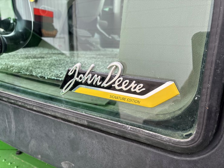 2025-john-deere-9r-590-image-75