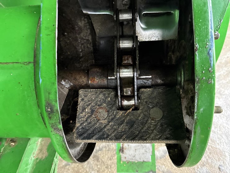 2003-john-deere-9650-sts-image-75