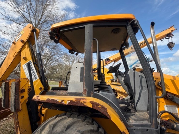 jcb-3cx-image-41