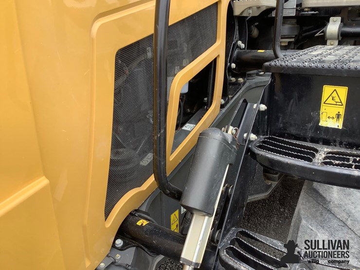 2018-challenger-mt743-image-10