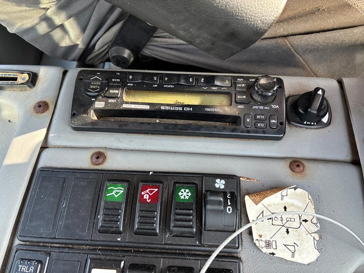 2005-ingersoll-rand-wl350-image-61