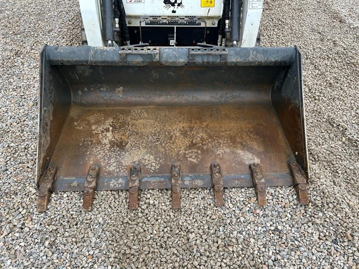 2023-bobcat-t450-image-9