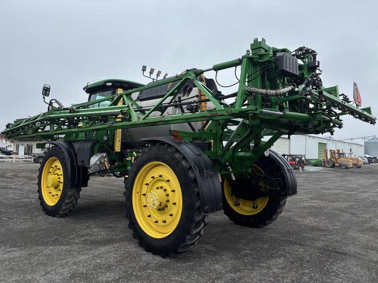 2017-john-deere-r4045-image-7