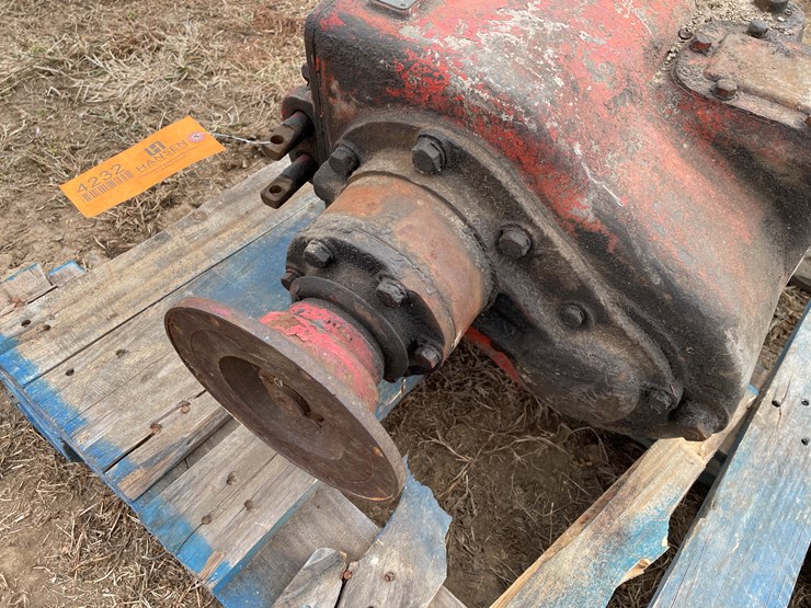 #4232-•-spicer-auxiliary-transmission-image-8