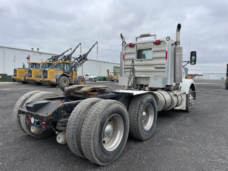 2000-caterpillar-c12-image-22