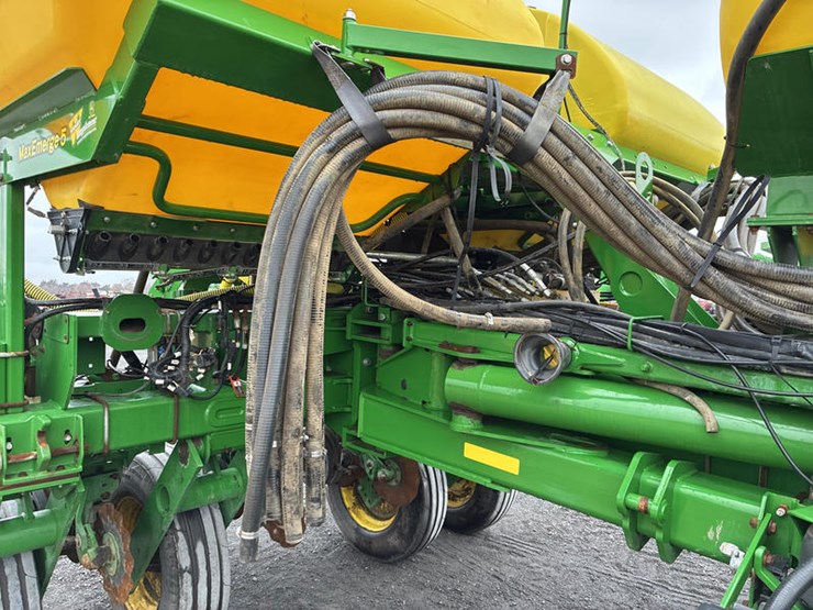 2019-john-deere-1775-image-62