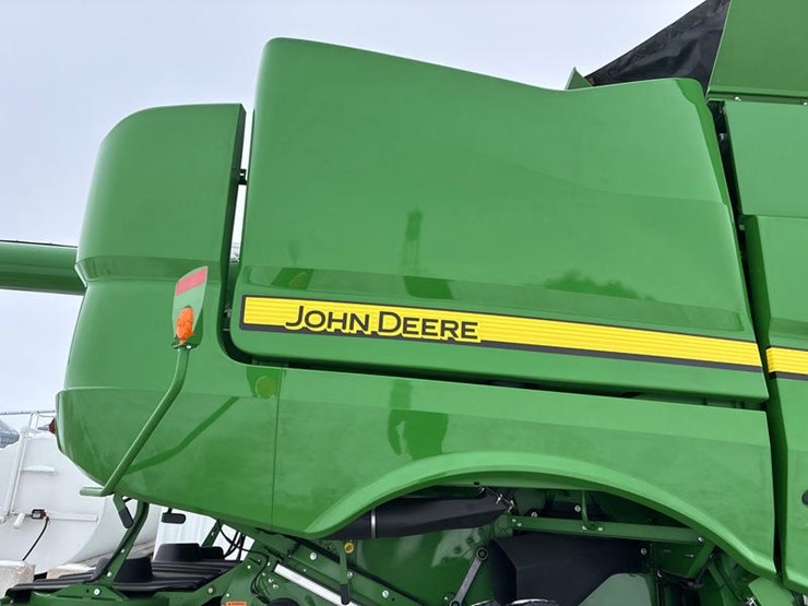 2018-john-deere-s780-image-11