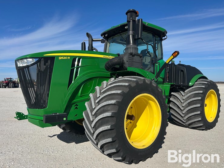 2020-john-deere-9520r-image-1