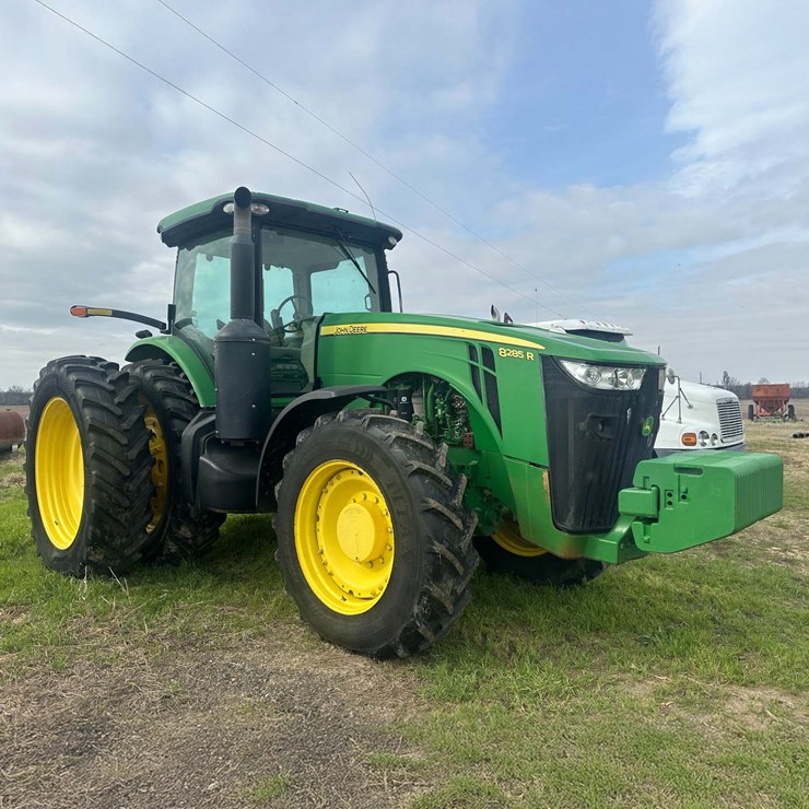 2011 JOHN DEERE 8285R