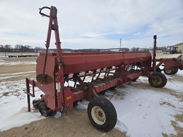 case-ih-5400-image-3