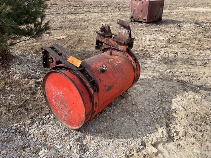 #4271-•-vintage-steel-fuel-tank-image-3