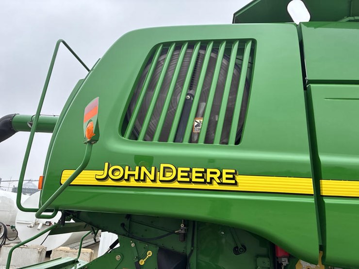 2004-john-deere-9660-sts-image-16