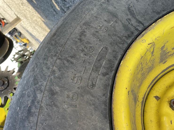 2004-john-deere-db90-image-53