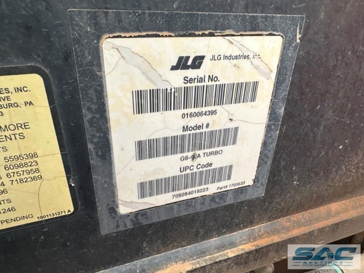 2015-jlg-g6-42a-image-24